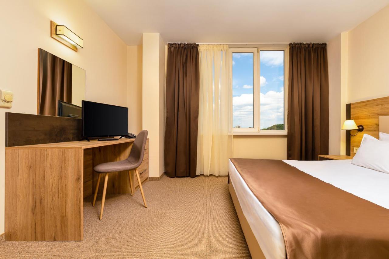 Hotel Intelcoop Plovdiv Extérieur photo