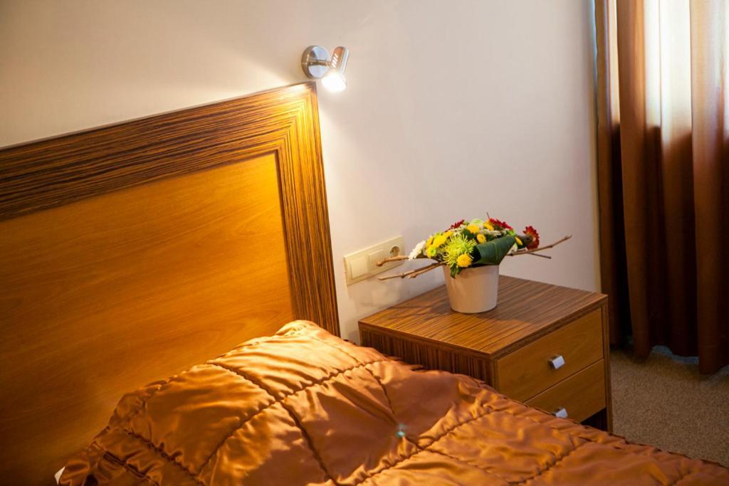 Hotel Intelcoop Plovdiv Extérieur photo