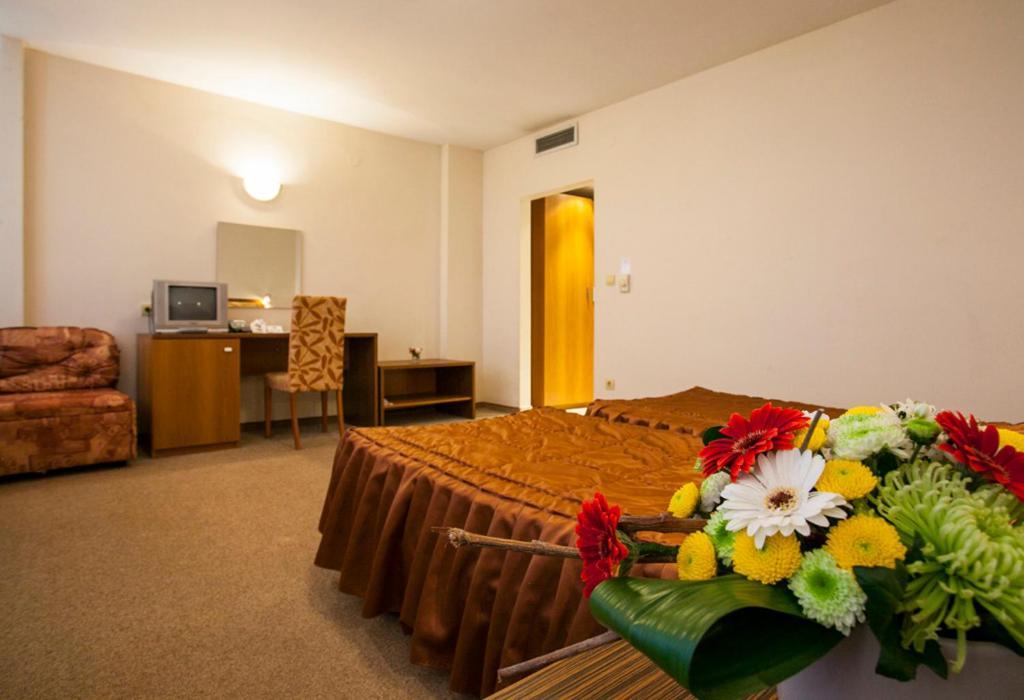 Hotel Intelcoop Plovdiv Extérieur photo